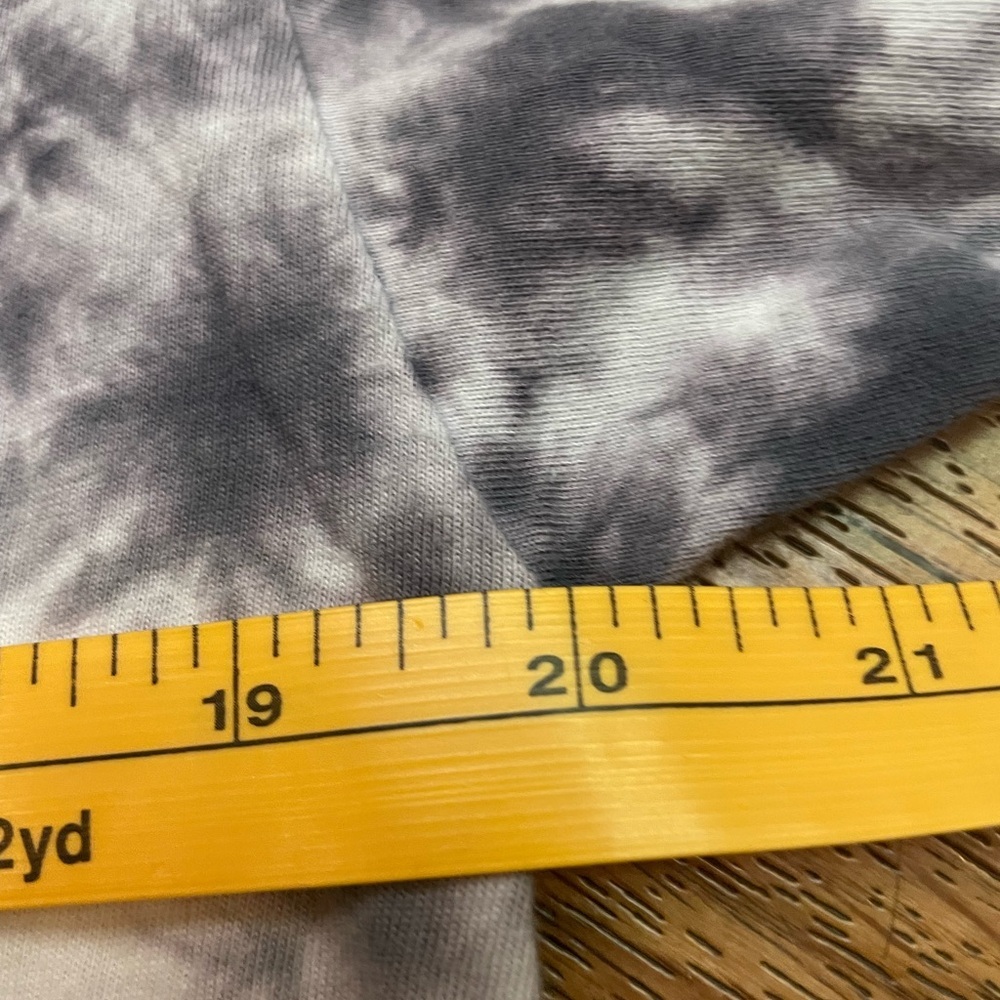 PINK Victoria’s Secret 1986 Tie-Dye Tee - Picture 9 of 11
